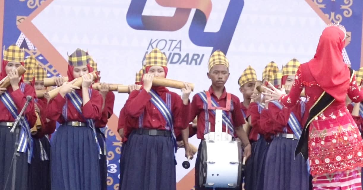 Meriahkan HUT Kota Kendari, Pementasan Seni Budaya Rayakan Keberagaman dan Warisan Lokal