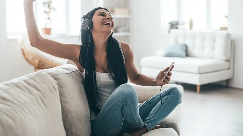 Musik Bukan Hanya Bunyi: Bagaimana Nada Menyentuh Emosi Manusia