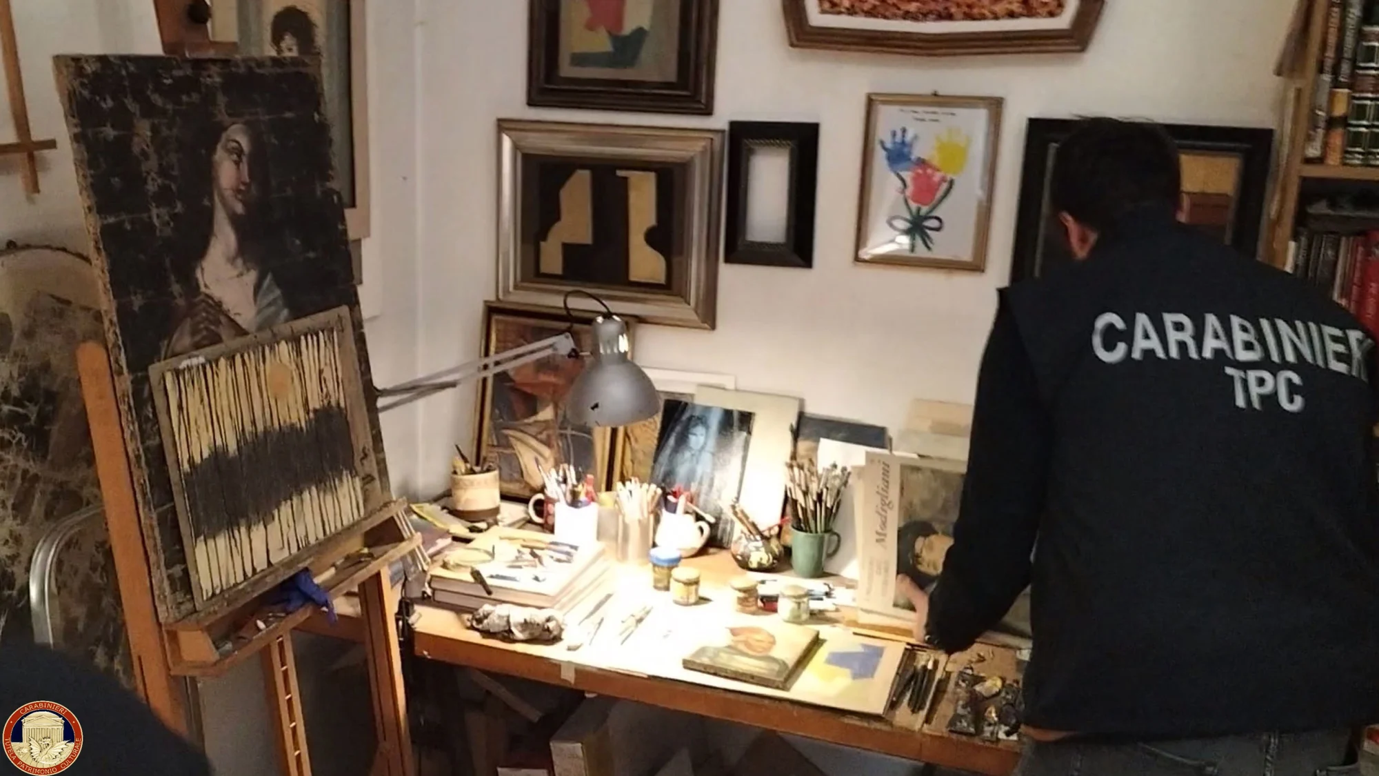 Polisi Bongkar Sindikat Pemalsuan Karya Seni di Roma, Temukan Lukisan Mirip Picasso dan Rembrandt