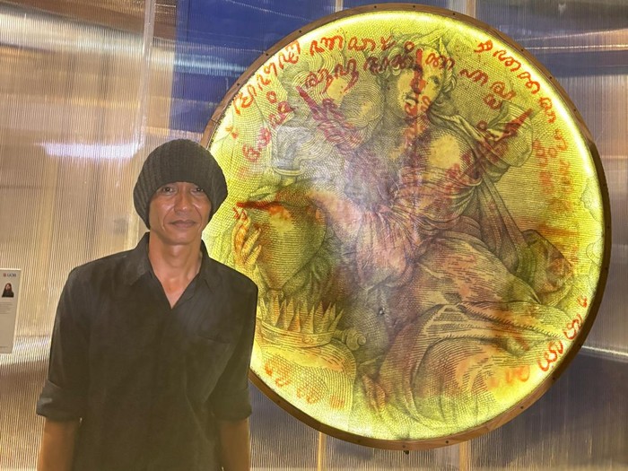 Eddy Susanto Menang Kompetisi Lukis UOB